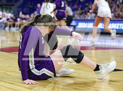 Thumbnail 2 in Boerne vs. Canyon (UIL 4A Basketball Semifinal) photogallery.