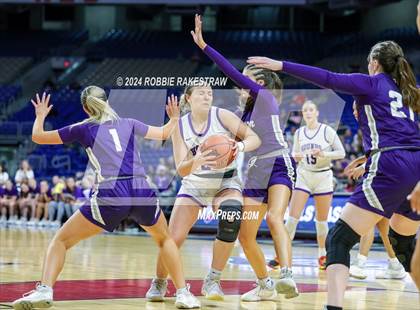 Thumbnail 1 in Boerne vs. Canyon (UIL 4A Basketball Semifinal) photogallery.