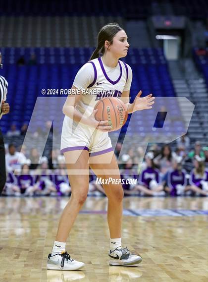 Thumbnail 1 in Boerne vs. Canyon (UIL 4A Basketball Semifinal) photogallery.