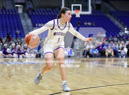 Thumbnail 1 in Boerne vs. Canyon (UIL 4A Basketball Semifinal) photogallery.