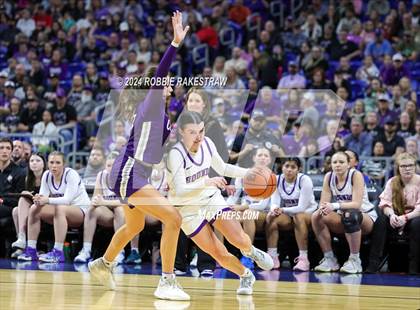 Thumbnail 3 in Boerne vs. Canyon (UIL 4A Basketball Semifinal) photogallery.
