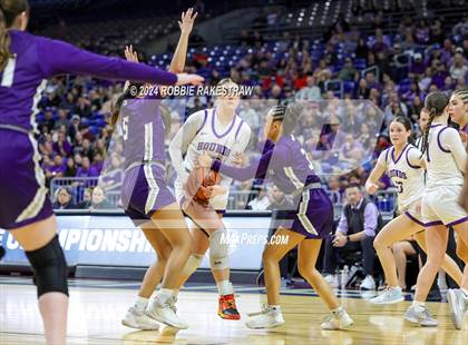 Thumbnail 2 in Boerne vs. Canyon (UIL 4A Basketball Semifinal) photogallery.