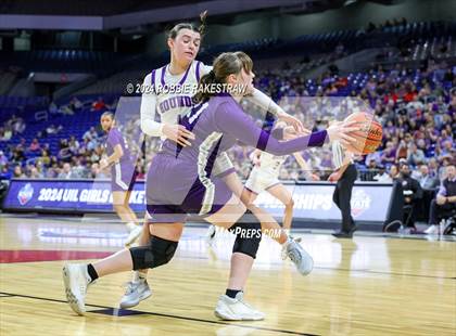 Thumbnail 1 in Boerne vs. Canyon (UIL 4A Basketball Semifinal) photogallery.