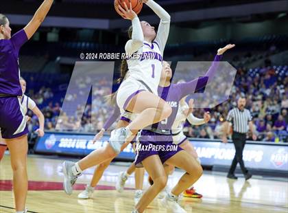 Thumbnail 3 in Boerne vs. Canyon (UIL 4A Basketball Semifinal) photogallery.