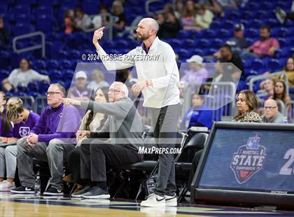 Thumbnail 2 in Boerne vs. Canyon (UIL 4A Basketball Semifinal) photogallery.