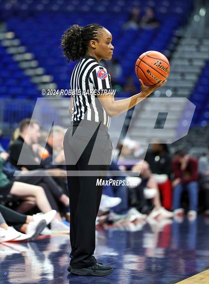 Thumbnail 1 in Boerne vs. Canyon (UIL 4A Basketball Semifinal) photogallery.