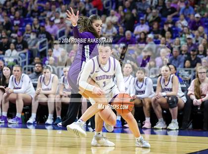 Thumbnail 1 in Boerne vs. Canyon (UIL 4A Basketball Semifinal) photogallery.