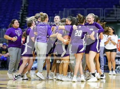 Thumbnail 2 in Boerne vs. Canyon (UIL 4A Basketball Semifinal) photogallery.