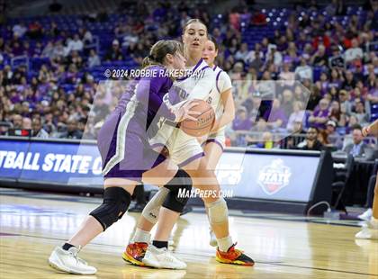 Thumbnail 2 in Boerne vs. Canyon (UIL 4A Basketball Semifinal) photogallery.