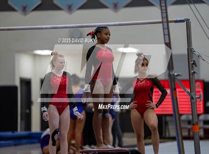 Thumbnail 1 in Gainesville Invitational (Uneven Bars) photogallery.
