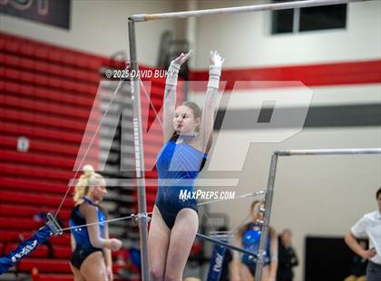 Thumbnail 1 in Gainesville Invitational (Uneven Bars) photogallery.