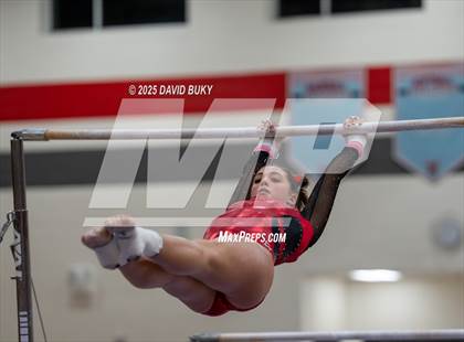 Thumbnail 1 in Gainesville Invitational (Uneven Bars) photogallery.