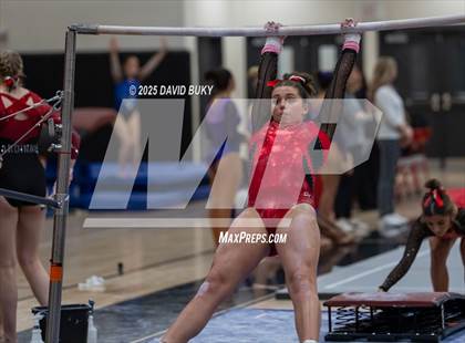 Thumbnail 3 in Gainesville Invitational (Uneven Bars) photogallery.