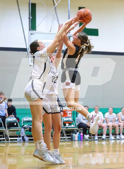 Thumbnail 3 in Graford vs Ballinger (Battle at the Den Classic) photogallery.
