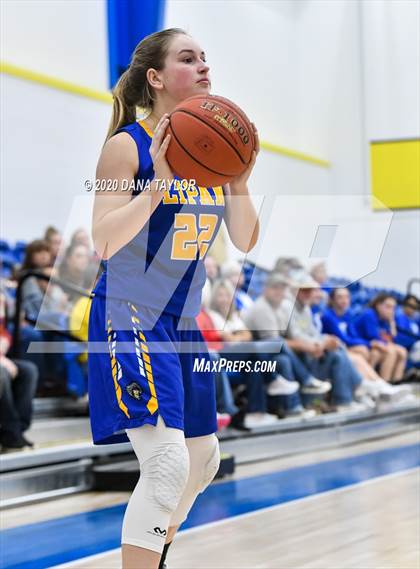 Thumbnail 2 in Lipan @ Huckabay photogallery.