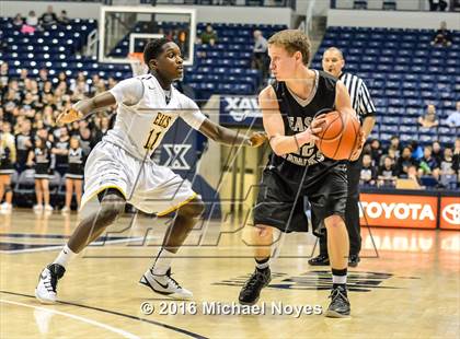 Thumbnail 2 in Centerville vs. Lakota East (OHSAA Southwest Regional Playoff) photogallery.