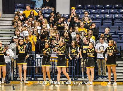 Thumbnail 3 in Centerville vs. Lakota East (OHSAA Southwest Regional Playoff) photogallery.