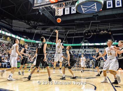 Thumbnail 3 in Centerville vs. Lakota East (OHSAA Southwest Regional Playoff) photogallery.