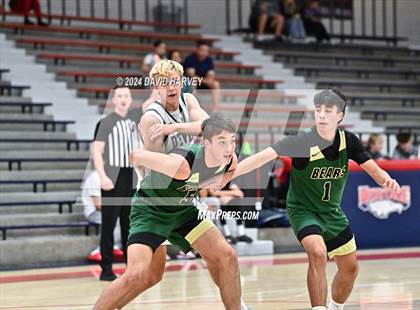 Thumbnail 3 in D'Evelyn vs Bear Creek photogallery.