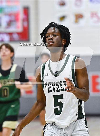 Thumbnail 1 in D'Evelyn vs Bear Creek photogallery.