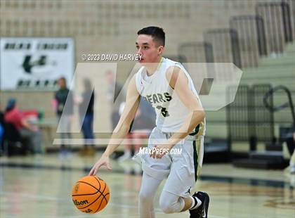 Thumbnail 3 in Columbine vs Bear Creek photogallery.