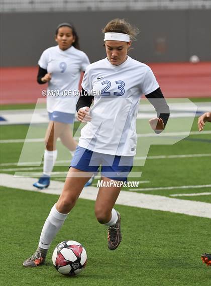 Thumbnail 3 in Tivy vs Lee [Robert E.] (Austin Lakes Elite Showcase) photogallery.