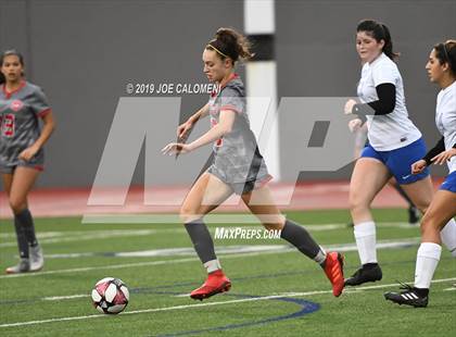 Thumbnail 3 in Tivy vs Lee [Robert E.] (Austin Lakes Elite Showcase) photogallery.