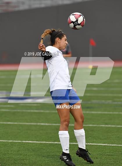 Thumbnail 2 in Tivy vs Lee [Robert E.] (Austin Lakes Elite Showcase) photogallery.