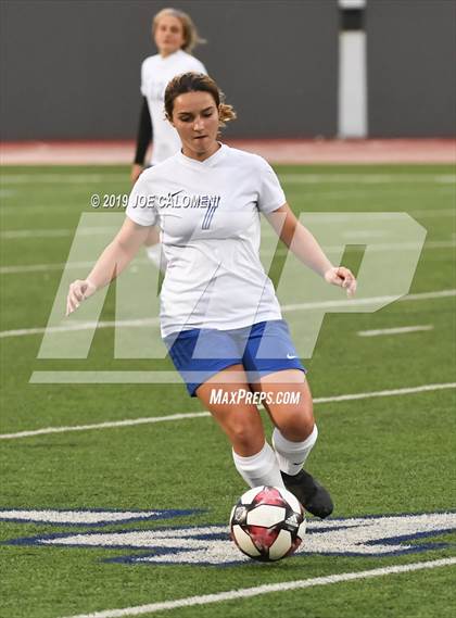 Thumbnail 3 in Tivy vs Lee [Robert E.] (Austin Lakes Elite Showcase) photogallery.