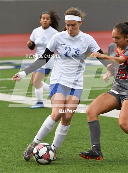 Thumbnail 2 in Tivy vs Lee [Robert E.] (Austin Lakes Elite Showcase) photogallery.