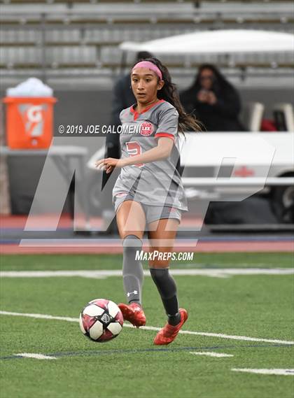 Thumbnail 2 in Tivy vs Lee [Robert E.] (Austin Lakes Elite Showcase) photogallery.