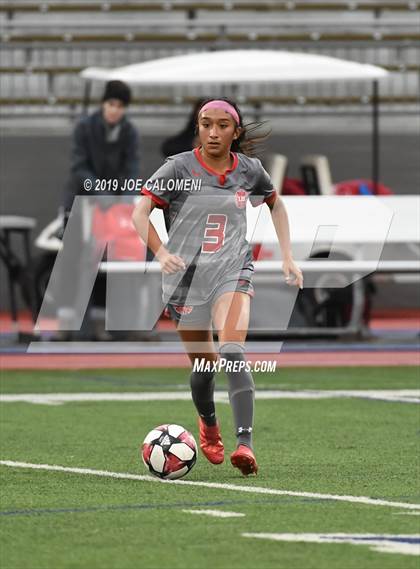 Thumbnail 1 in Tivy vs Lee [Robert E.] (Austin Lakes Elite Showcase) photogallery.
