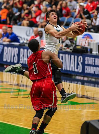 Thumbnail 1 in Providence vs. Sagemont (FHSAA 3A Semifinal) photogallery.