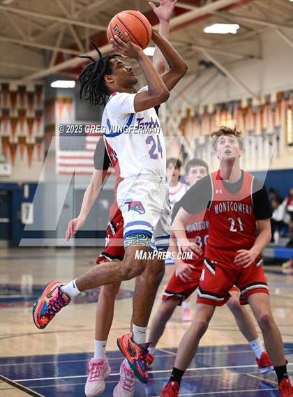 Thumbnail 2 in JV: Montgomery @ Tamalpais photogallery.
