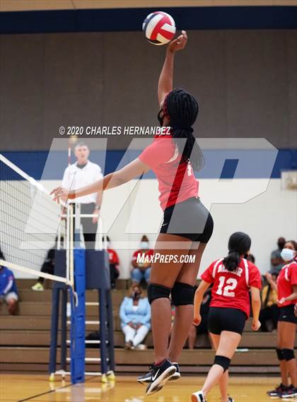 Thumbnail 3 in Manor @ Pflugerville photogallery.