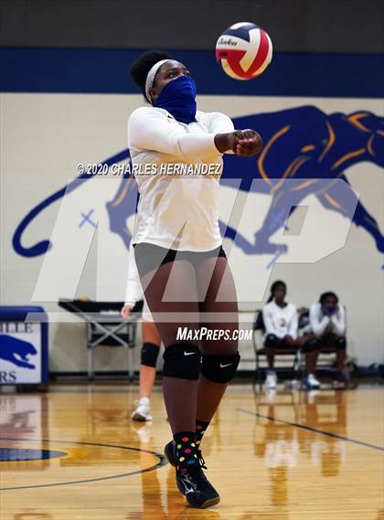 Thumbnail 2 in Manor @ Pflugerville photogallery.