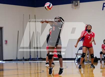 Thumbnail 3 in Manor @ Pflugerville photogallery.