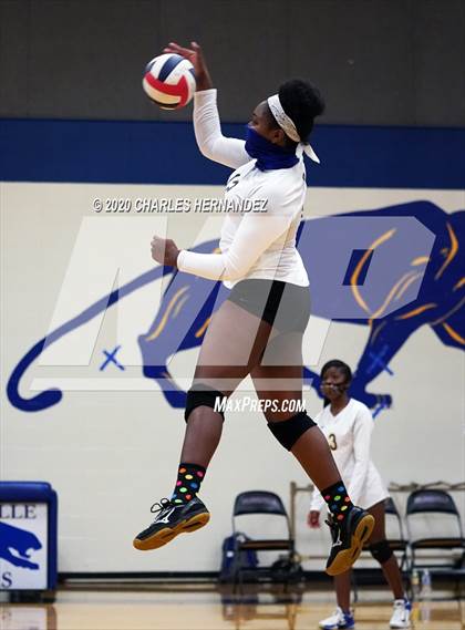 Thumbnail 1 in Manor @ Pflugerville photogallery.