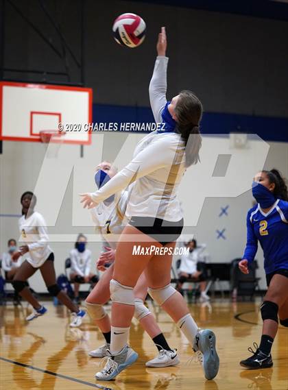 Thumbnail 2 in Manor @ Pflugerville photogallery.