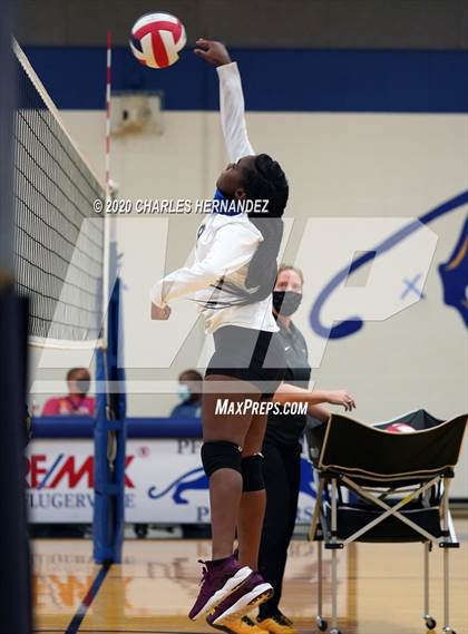 Thumbnail 2 in Manor @ Pflugerville photogallery.
