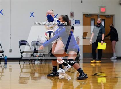 Thumbnail 3 in Manor @ Pflugerville photogallery.