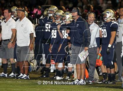 Thumbnail 2 in Mater Dei vs. St. John Bosco photogallery.