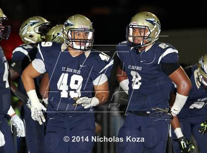 Thumbnail 2 in Mater Dei vs. St. John Bosco photogallery.