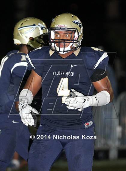 Thumbnail 1 in Mater Dei vs. St. John Bosco photogallery.
