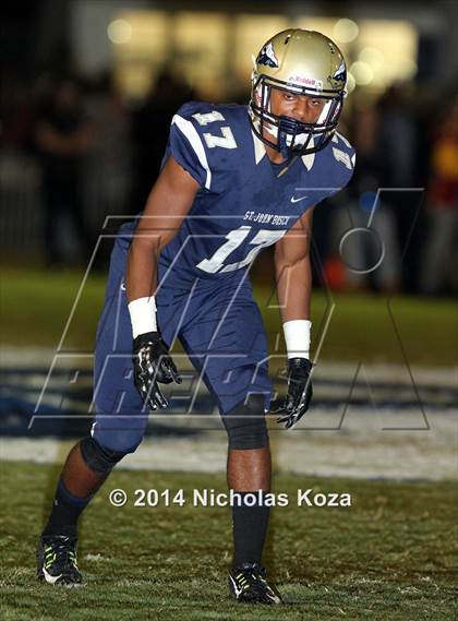 Thumbnail 2 in Mater Dei vs. St. John Bosco photogallery.