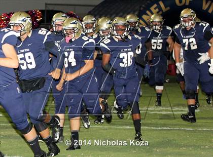 Thumbnail 2 in Mater Dei vs. St. John Bosco photogallery.