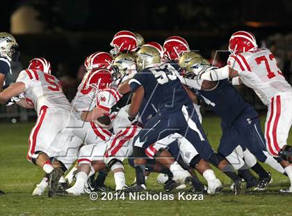 Thumbnail 3 in Mater Dei vs. St. John Bosco photogallery.
