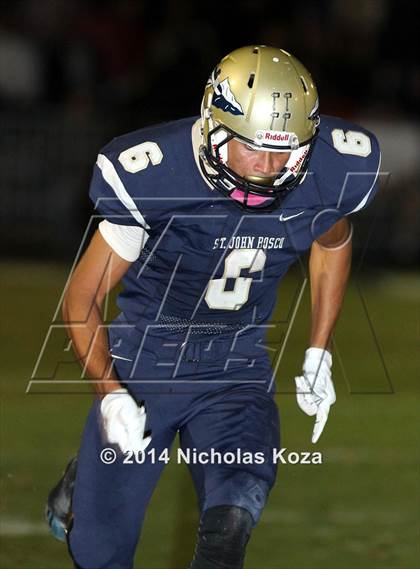 Thumbnail 3 in Mater Dei vs. St. John Bosco photogallery.