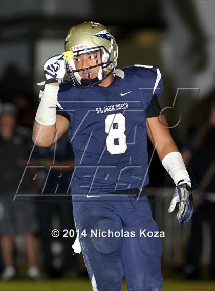 Thumbnail 3 in Mater Dei vs. St. John Bosco photogallery.