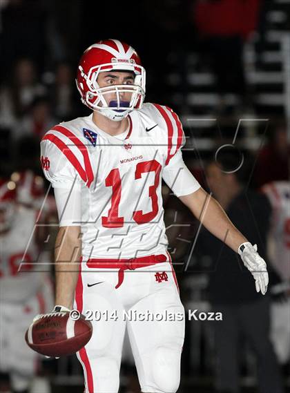 Thumbnail 3 in Mater Dei vs. St. John Bosco photogallery.